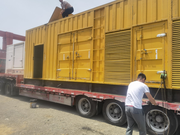孟连除了负载情况和发动机维护,还有哪些因素会影响 200kw 柴油发电机的油耗?