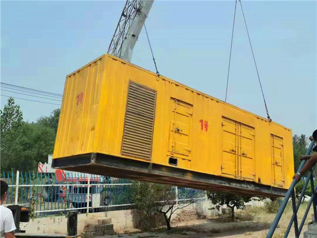 孟连300KW柴油发电机组油耗是多少?