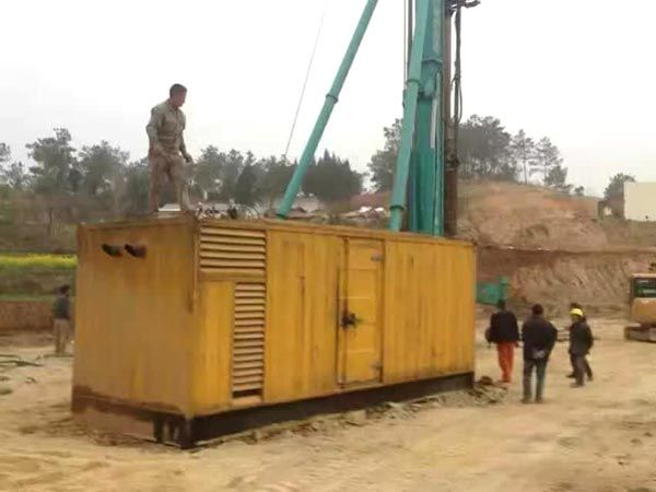 孟连如何判断水冷式机油散热器密封件是否需要更换？